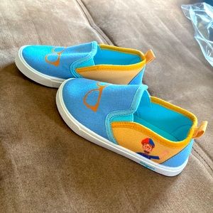 Toddler Blippi slip on shoes size 8
